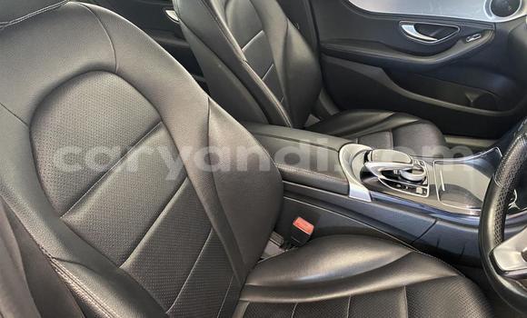 Acheter Occasion Voiture Mercedes‒Benz C-klasse Gris à Kabwe, Zambie Acheter Occasion Voiture Mercedes‒Benz C-klasse Gris à Kabwe, Zambie