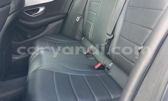 Acheter Occasion Voiture Mercedes‒Benz C-klasse AMG Blanc à Livingstone, Zambie Acheter Occasion Voiture Mercedes‒Benz C-klasse AMG Blanc à Livingstone, Zambie