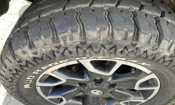 Nunua Ilio tumika Toyota Hilux Brown Gari ndani ya Limulunga nchini Magharibi Nunua Ilio tumika Toyota Hilux Brown Gari ndani ya Limulunga nchini Magharibi