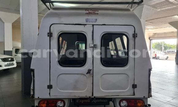 Acheter Occasion Utilitaire Hyundai H200 Autre à Monze, Du sud Acheter Occasion Utilitaire Hyundai H200 Autre à Monze, Du sud