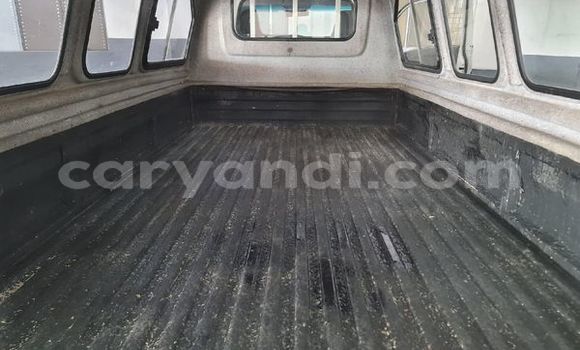 Acheter Occasion Utilitaire Hyundai H200 Autre à Monze, Du sud Acheter Occasion Utilitaire Hyundai H200 Autre à Monze, Du sud