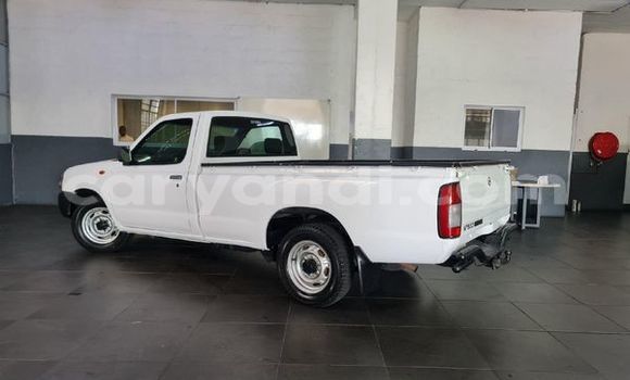 Acheter Occasion Voiture Nissan NP 300 Blanc à Lusaka, Zambie Acheter Occasion Voiture Nissan NP 300 Blanc à Lusaka, Zambie