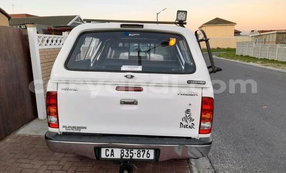 Tenga Tsaru Toyota Hilux Chena Mota in Chilanga in Lusaka Tenga Tsaru Toyota Hilux Chena Mota in Chilanga in Lusaka