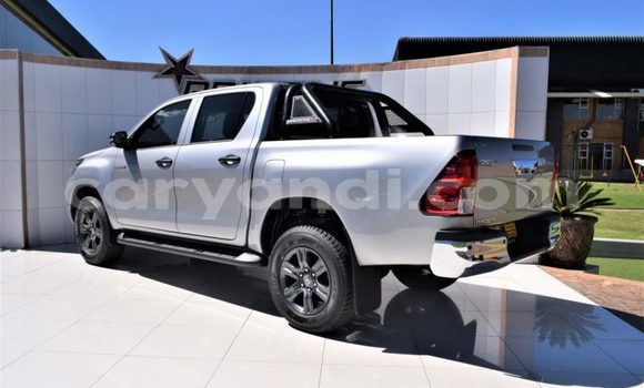 Buy Used Toyota Hilux Silver Car in Chilanga in Lusaka Buy Used Toyota Hilux Silver Car in Chilanga in Lusaka