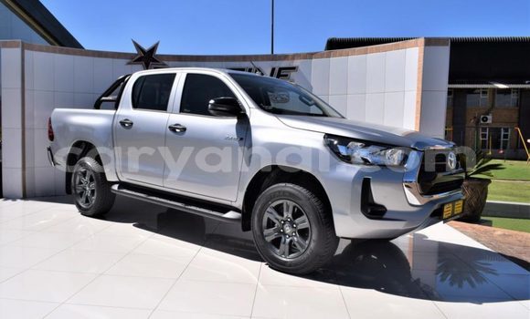 Buy Used Toyota Hilux Silver Car in Chilanga in Lusaka Buy Used Toyota Hilux Silver Car in Chilanga in Lusaka