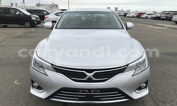 Acheter Occasion Voiture Toyota Mark X Gris à Livingstone, Zambie Acheter Occasion Voiture Toyota Mark X Gris à Livingstone, Zambie