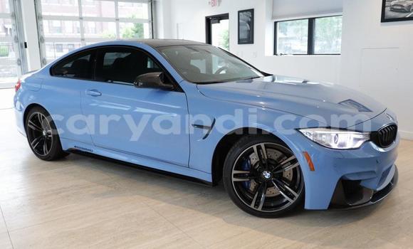 Acheter Occasion Voiture BMW M4 Bleu à Livingstone, Zambie Acheter Occasion Voiture BMW M4 Bleu à Livingstone, Zambie