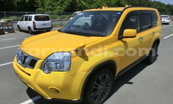 Buy Used Nissan X–Trail Brown Car in Livingstone in Zambia