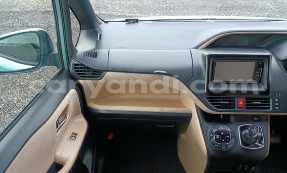 Nunua Ilio tumika Toyota Noah Bluu Gari ndani ya Livingstone nchini Zambia Nunua Ilio tumika Toyota Noah Bluu Gari ndani ya Livingstone nchini Zambia