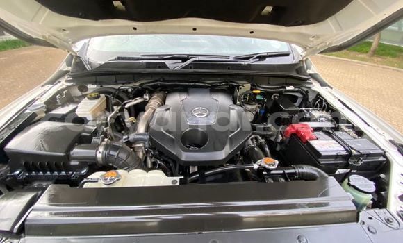 Buy Used Mercedes‒Benz X-klasse Concept White Car in Lusaka in Zambia Buy Used Mercedes‒Benz X-klasse Concept White Car in Lusaka in Zambia