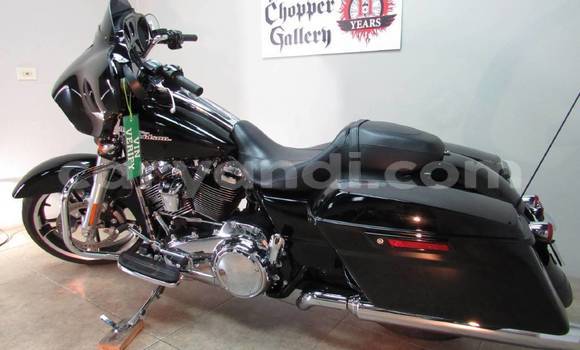 Acheter Neuf Moto Harley Davidson Electra Glide Noir à Chilanga, Lusaka Acheter Neuf Moto Harley Davidson Electra Glide Noir à Chilanga, Lusaka