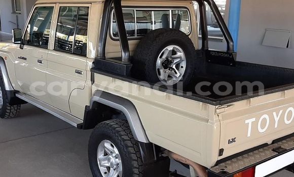 Buy Used Toyota Land Cruiser Beige Car in Lusaka in Zambia Buy Used Toyota Land Cruiser Beige Car in Lusaka in Zambia