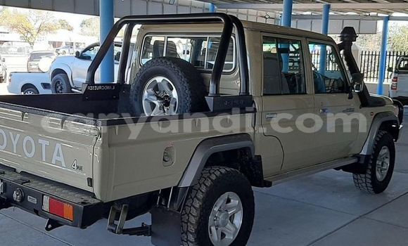 Buy Used Toyota Land Cruiser Beige Car in Lusaka in Zambia Buy Used Toyota Land Cruiser Beige Car in Lusaka in Zambia
