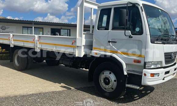 Buy Used DAF CF White Truck in Chilanga in Lusaka