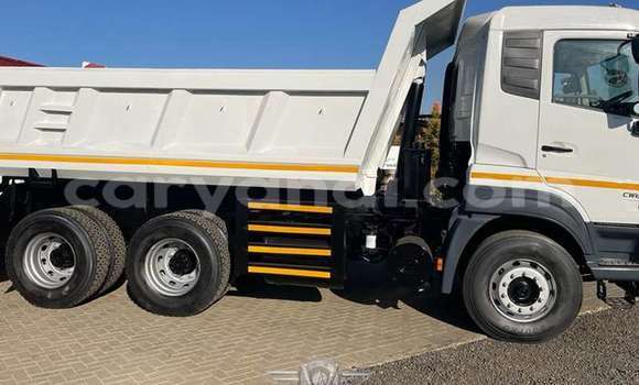 Tenga Tsaru DAF CF Chena Rori in Chilanga in Lusaka Tenga Tsaru DAF CF Chena Rori in Chilanga in Lusaka