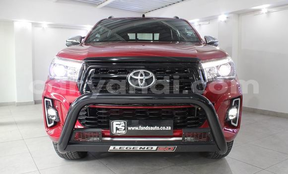 Tenga Tsaru Toyota Hilux Tsvuku Mota in Chilanga in Lusaka Tenga Tsaru Toyota Hilux Tsvuku Mota in Chilanga in Lusaka