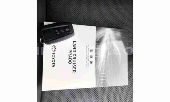 Buy Used Toyota Land Cruiser Prado White Car in Lusaka in Zambia Buy Used Toyota Land Cruiser Prado White Car in Lusaka in Zambia