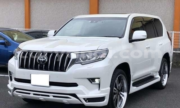Buy Used Toyota Land Cruiser Prado White Car in Lusaka in Zambia Buy Used Toyota Land Cruiser Prado White Car in Lusaka in Zambia