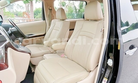 Nunua Ilio tumika Toyota Alphard Nyeusi Gari ndani ya Lusaka nchini Zambia Nunua Ilio tumika Toyota Alphard Nyeusi Gari ndani ya Lusaka nchini Zambia