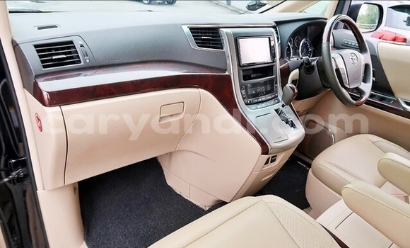 Nunua Ilio tumika Toyota Alphard Nyeusi Gari ndani ya Lusaka nchini Zambia Nunua Ilio tumika Toyota Alphard Nyeusi Gari ndani ya Lusaka nchini Zambia