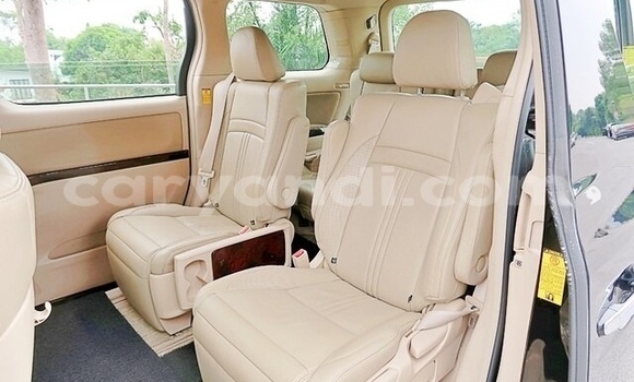 Nunua Ilio tumika Toyota Alphard Nyeusi Gari ndani ya Lusaka nchini Zambia Nunua Ilio tumika Toyota Alphard Nyeusi Gari ndani ya Lusaka nchini Zambia