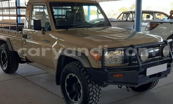 Acheter Occasion Voiture Toyota Land Cruiser Beige à Lusaka, Zambie Acheter Occasion Voiture Toyota Land Cruiser Beige à Lusaka, Zambie