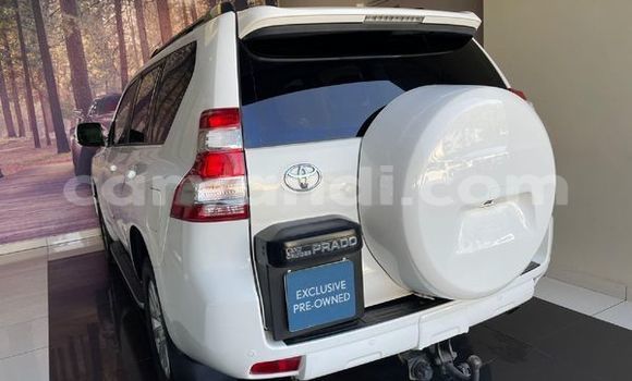 Acheter Occasion Voiture Toyota Prado Blanc à Lusaka, Zambie Acheter Occasion Voiture Toyota Prado Blanc à Lusaka, Zambie