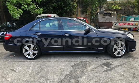 Tenga Tsaru Mercedes‒Benz E-klasse Bhuruu Mota in Lusaka in Zambia Tenga Tsaru Mercedes‒Benz E-klasse Bhuruu Mota in Lusaka in Zambia