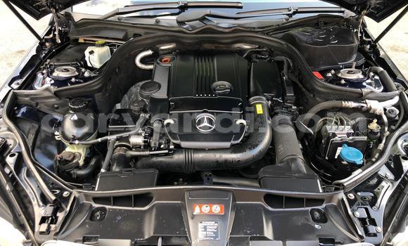 Tenga Tsaru Mercedes‒Benz E-klasse Bhuruu Mota in Lusaka in Zambia Tenga Tsaru Mercedes‒Benz E-klasse Bhuruu Mota in Lusaka in Zambia