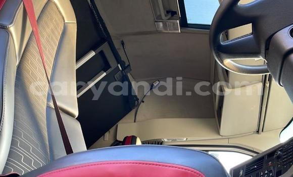 Acheter Occasion Utilitaire Volvo FL Blanc à Lusaka, Zambie Acheter Occasion Utilitaire Volvo FL Blanc à Lusaka, Zambie