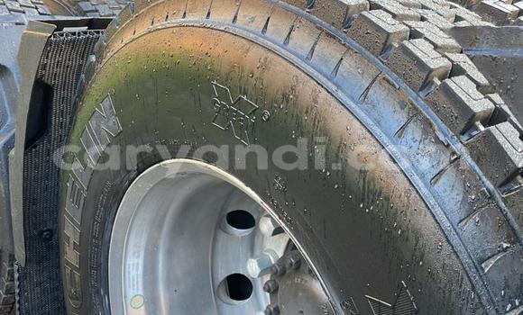 Acheter Occasion Utilitaire Volvo FL Blanc à Lusaka, Zambie Acheter Occasion Utilitaire Volvo FL Blanc à Lusaka, Zambie