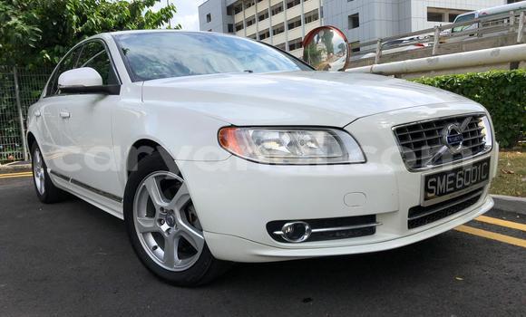 Buy Used Volvo S80 White Car in Lusaka in Zambia