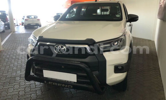 Acheter Occasion Voiture Toyota Hilux Blanc à Lusaka, Zambie Acheter Occasion Voiture Toyota Hilux Blanc à Lusaka, Zambie
