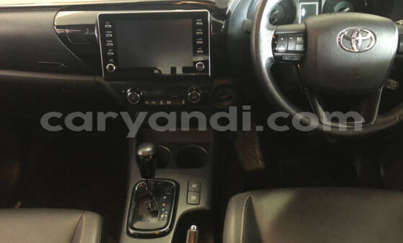 Acheter Occasion Voiture Toyota Hilux Blanc à Lusaka, Zambie Acheter Occasion Voiture Toyota Hilux Blanc à Lusaka, Zambie