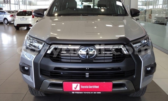 Buy Used Toyota Hilux Silver Car in Lusaka in Zambia Buy Used Toyota Hilux Silver Car in Lusaka in Zambia