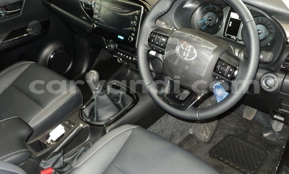 Buy Used Toyota Hilux Silver Car in Lusaka in Zambia Buy Used Toyota Hilux Silver Car in Lusaka in Zambia