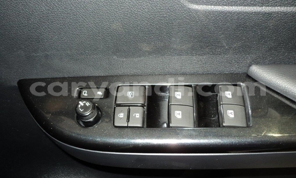 Buy Used Toyota Hilux Silver Car in Lusaka in Zambia Buy Used Toyota Hilux Silver Car in Lusaka in Zambia