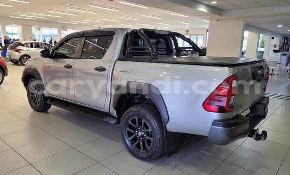 Acheter Occasion Voiture Toyota Hilux Gris à Lusaka, Zambie Acheter Occasion Voiture Toyota Hilux Gris à Lusaka, Zambie
