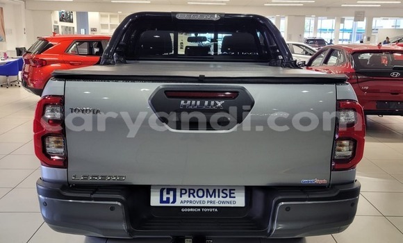 Acheter Occasion Voiture Toyota Hilux Gris à Lusaka, Zambie Acheter Occasion Voiture Toyota Hilux Gris à Lusaka, Zambie
