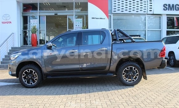 Acheter Occasion Voiture Toyota Hilux Noir à Lusaka, Zambie Acheter Occasion Voiture Toyota Hilux Noir à Lusaka, Zambie