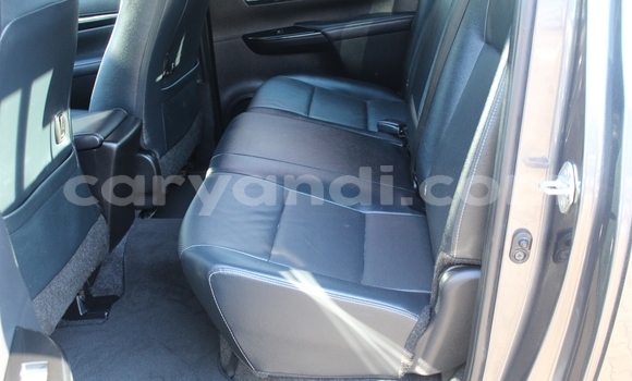 Acheter Occasion Voiture Toyota Hilux Noir à Lusaka, Zambie Acheter Occasion Voiture Toyota Hilux Noir à Lusaka, Zambie