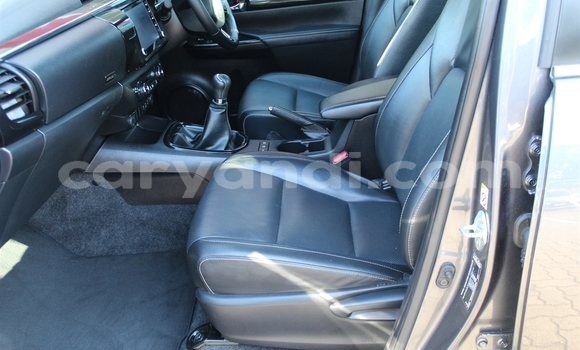 Acheter Occasion Voiture Toyota Hilux Noir à Lusaka, Zambie Acheter Occasion Voiture Toyota Hilux Noir à Lusaka, Zambie