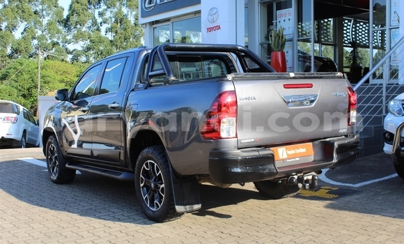Acheter Occasion Voiture Toyota Hilux Noir à Lusaka, Zambie Acheter Occasion Voiture Toyota Hilux Noir à Lusaka, Zambie