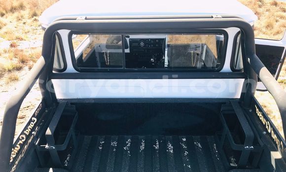 Acheter Occasion Voiture Toyota Hilux Blanc à Lusaka, Zambie Acheter Occasion Voiture Toyota Hilux Blanc à Lusaka, Zambie