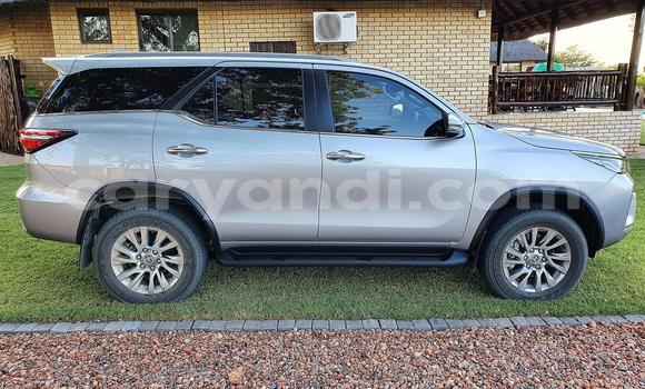 Tenga Tsaru Toyota Fortuner Sirivha Mota in Chilanga in Lusaka Tenga Tsaru Toyota Fortuner Sirivha Mota in Chilanga in Lusaka