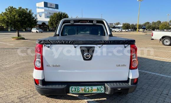 Nunua Ilio tumika Nissan NP 300 Nyeupe Gari ndani ya Itezhi–Tezhi nchini Kusini Nunua Ilio tumika Nissan NP 300 Nyeupe Gari ndani ya Itezhi–Tezhi nchini Kusini