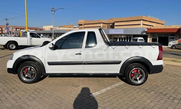 Nunua Ilio tumika Nissan NP 300 Nyeupe Gari ndani ya Itezhi–Tezhi nchini Kusini Nunua Ilio tumika Nissan NP 300 Nyeupe Gari ndani ya Itezhi–Tezhi nchini Kusini