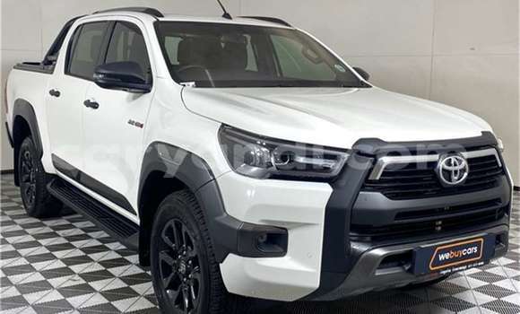 Tenga Tsaru Toyota Hilux Chena Mota in Chilanga in Lusaka Tenga Tsaru Toyota Hilux Chena Mota in Chilanga in Lusaka