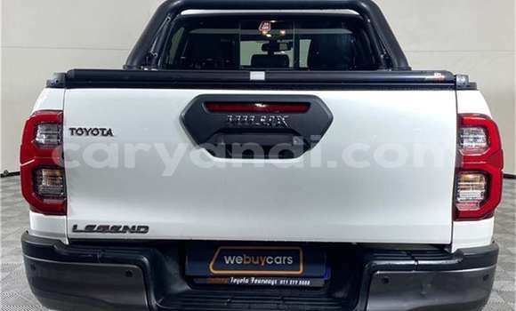 Tenga Tsaru Toyota Hilux Chena Mota in Chilanga in Lusaka Tenga Tsaru Toyota Hilux Chena Mota in Chilanga in Lusaka