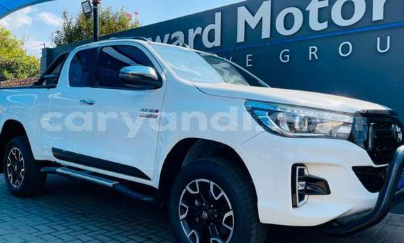 Nunua Ilio tumika Toyota Hilux Nyeupe Gari ndani ya Chilanga nchini Lusaka Nunua Ilio tumika Toyota Hilux Nyeupe Gari ndani ya Chilanga nchini Lusaka